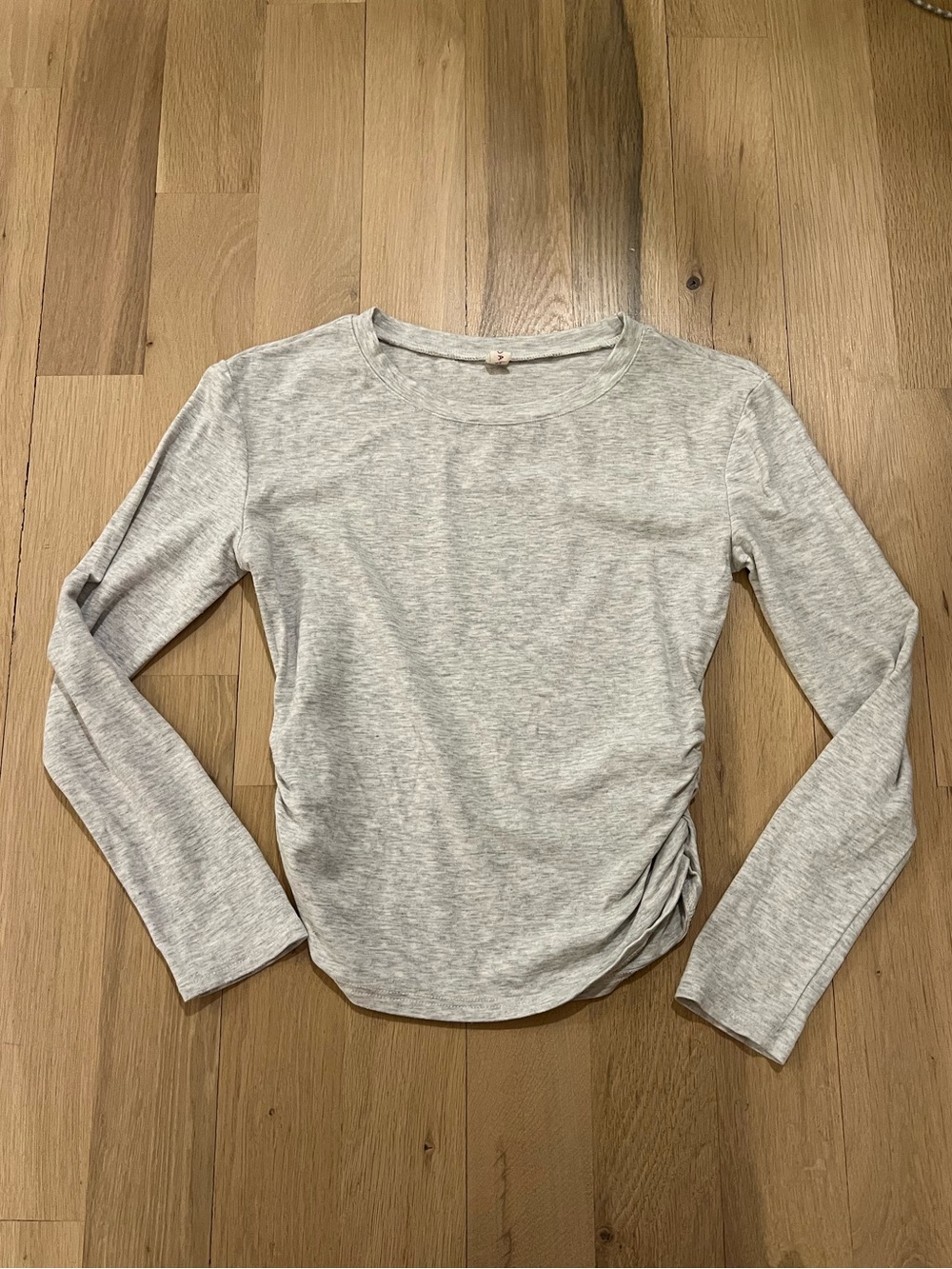 Women's Long Sleeve Ruched Side Tee - Light Gray
